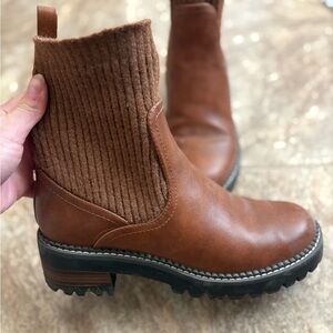 Universal Thread Tan Ankle Boots